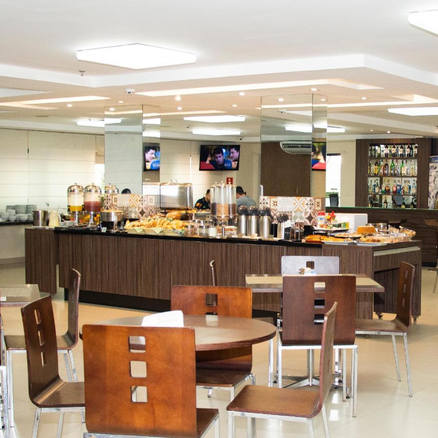 Golden Plaza Hotel Порту-Велью Экстерьер фото