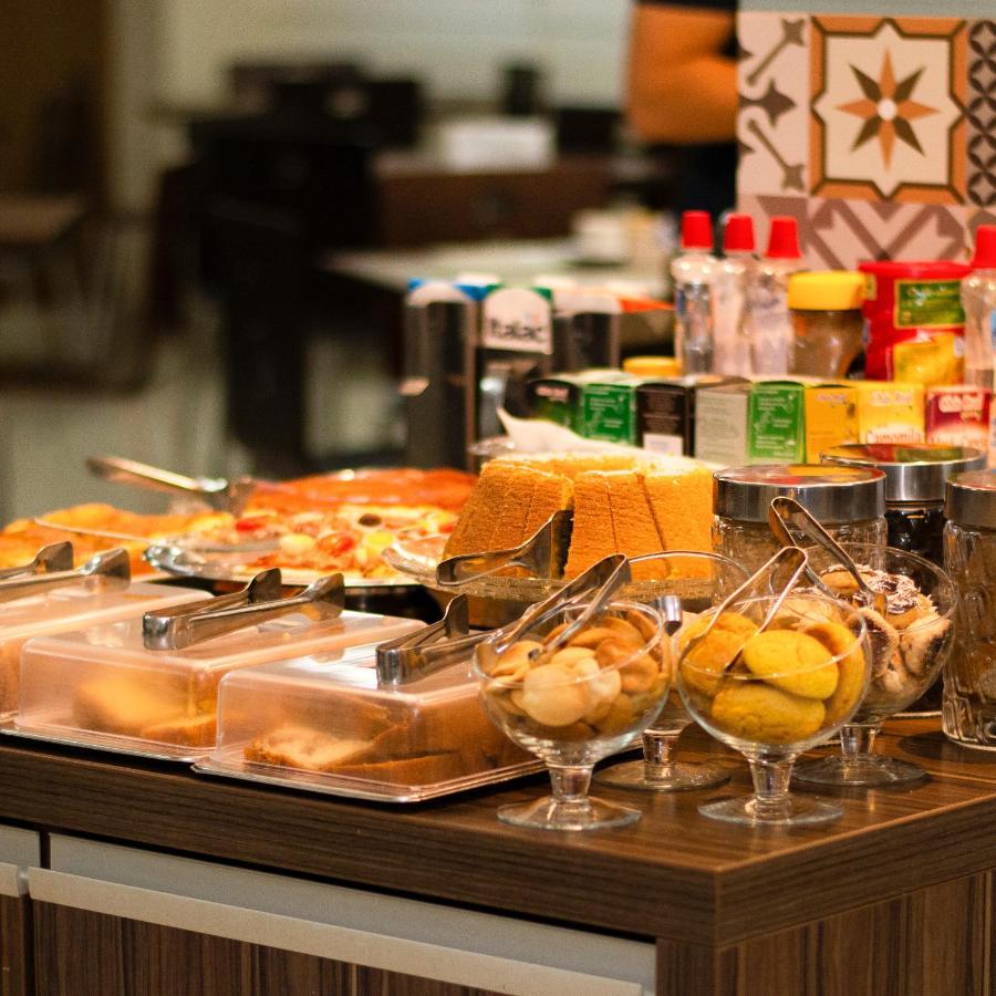 Golden Plaza Hotel Порту-Велью Экстерьер фото